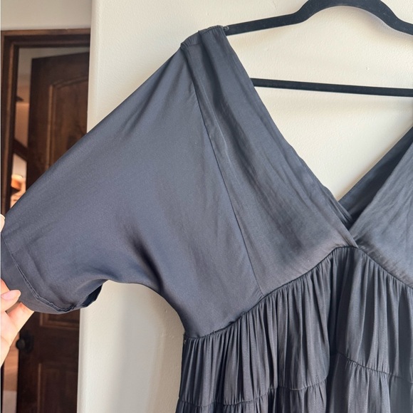 Mustard Seed Dark Navy V Neck Mini Dress size S - Picture 2 of 5